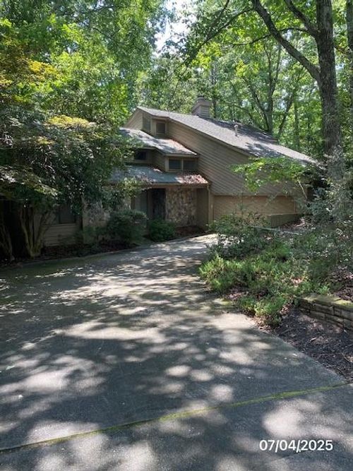 352 N Peak Dr, Alpharetta, GA, 30022-5268 | Card Image