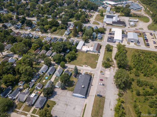 2201 S Niagara St, Saginaw, MI, 48602-1246 | Card Image