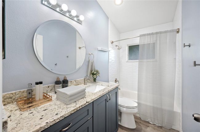 Hall Bath | Image 25