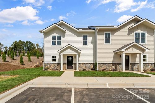 206 Beacon Ave, Morganton, NC, 28655 | Card Image