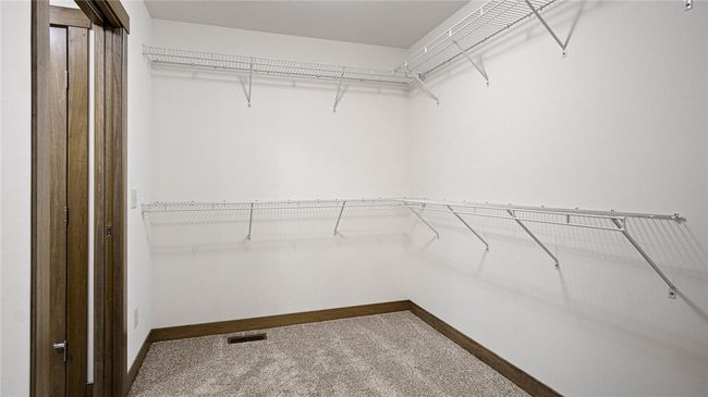 1323 Juniper Pl, House other with 2 bedrooms, 3 bathrooms and null parking in Eau Claire WI | Image 27