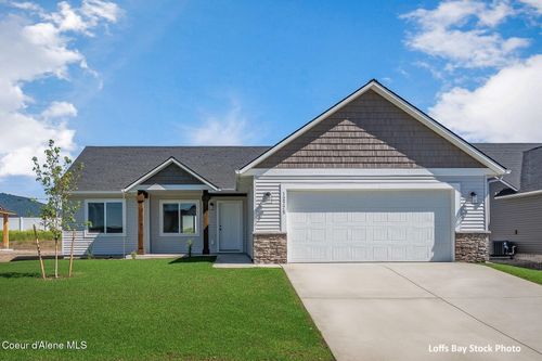 11890 N Entwistle Way, Rathdrum, ID, 83858-7441 | Card Image
