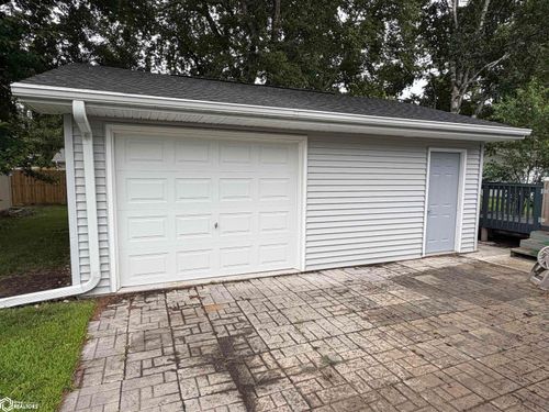 35 Spruce Drive, Eagle Grove, IA, 50533 | Card Image