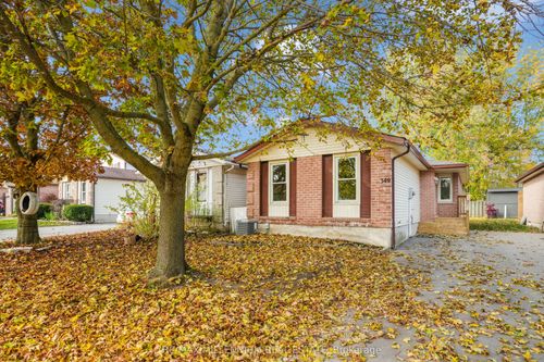 349 Strathallan St, Fergus, ON, N1M3K7 | Card Image