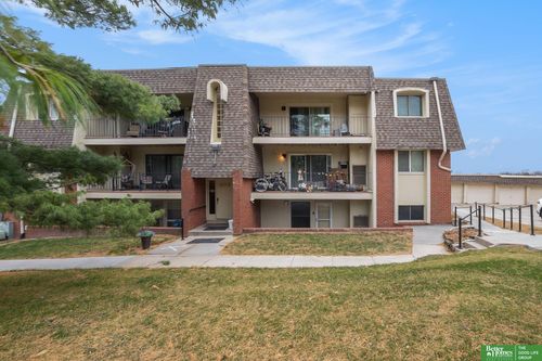 apt-124-12025 Pierce Plz, Omaha, NE, 68144-1538 | Card Image