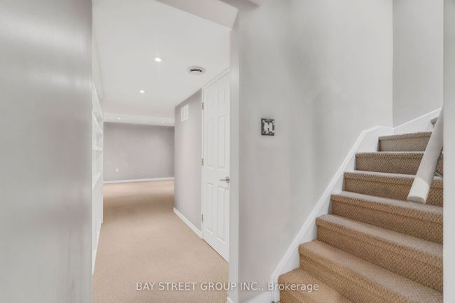 75 Finney Terr, House attached with 3 bedrooms, 3 bathrooms and 1 parking in Milton ON | Image 38