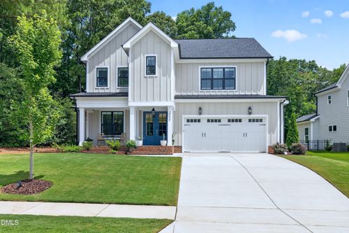 2209 Terri Creek Dr, Fuquay-Varina, NC, 27526-3422 | Card Image