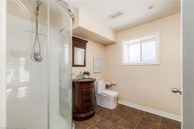 79 Ann St, House other with 4 bedrooms, 2 bathrooms and 5 parking in Dundas ON | Image 22