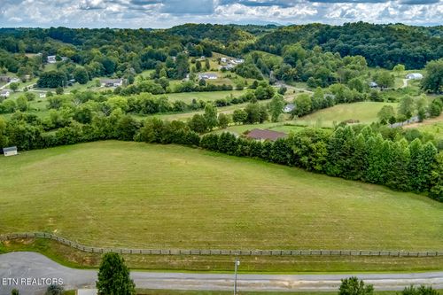 2557 Kay Jay Way, Seymour, TN, 37865-6438 | Card Image