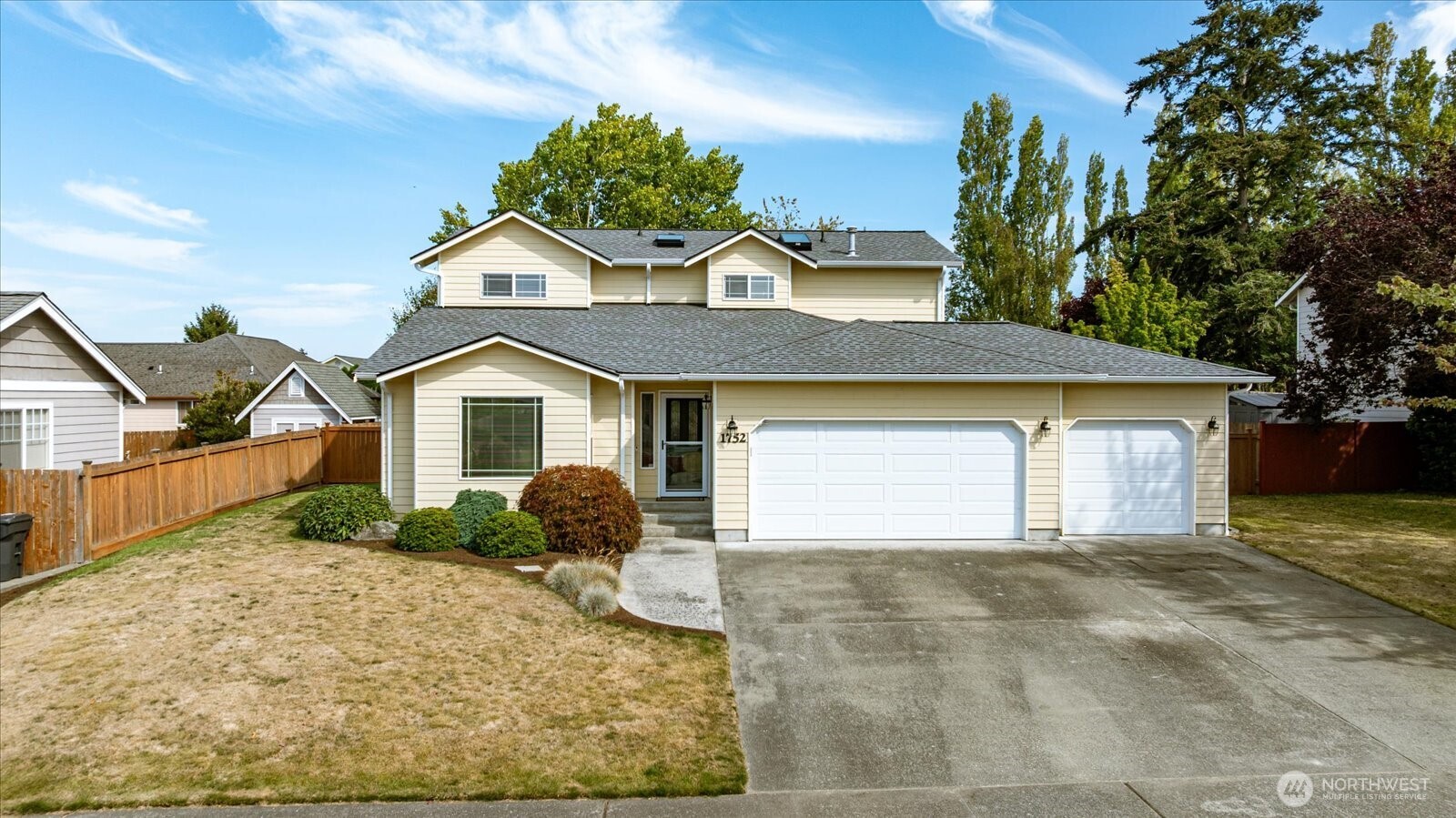 1752 Sw Rock Rose Dr, For Sale in Oak Harbor - eXp Realty