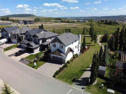 121 Heritage Hill, Cochrane, AB, T4C0L3 | Card Image