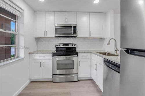 apt-147-2601 Nw 48th Ter, Lauderdale Lakes, FL, 33313-2676 | Card Image