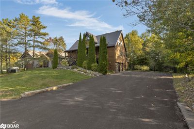 17 Bridle Path, House other with 3 bedrooms, 2 bathrooms and 11 parking in Oro Medonte ON | Image 3