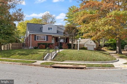 27 Edgemoor Rd, LUTHERVILLE TIMONIUM, MD, 21093-3403 | Card Image