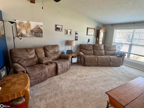 604 Granada Rd, Carroll, IA, 51401-1710 | Card Image