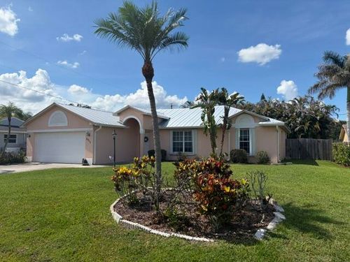 2511 Se Jason Ave, Port St. Lucie, FL, 34952-7256 | Card Image