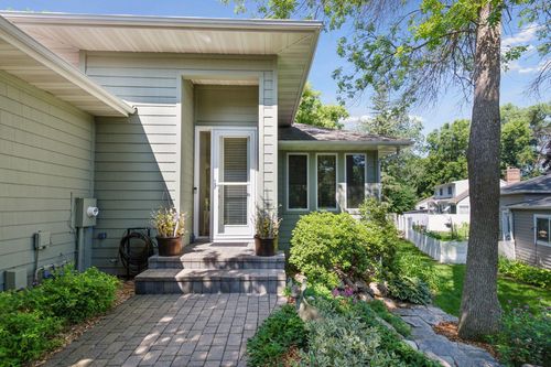 15703 Sussex Dr, Minnetonka, MN, 55345-1459 | Card Image