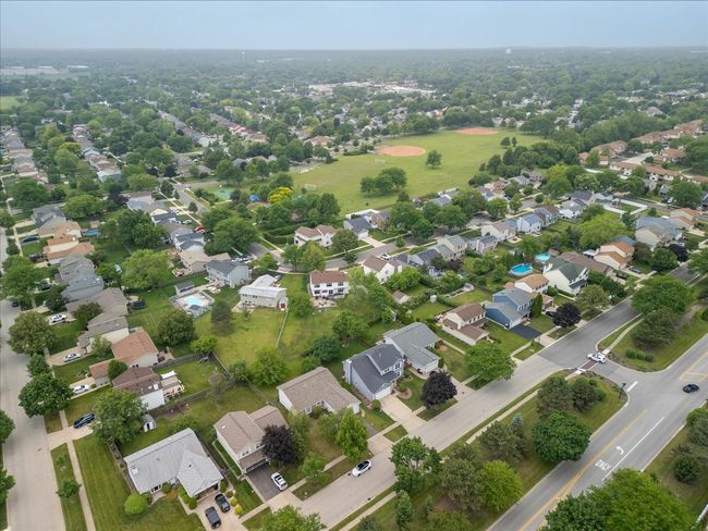 646 Schooner Ln, House other with 4 bedrooms, 3 bathrooms and 2 parking in Elk Grove Village IL | Image 35