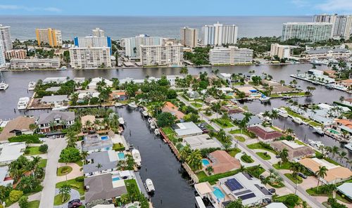 2731 Ne 5th St, Pompano Beach, FL, 33062-4924 | Card Image