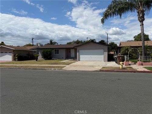3139 W Paso Robles Dr, Anaheim, CA, 92804-1723 | Card Image