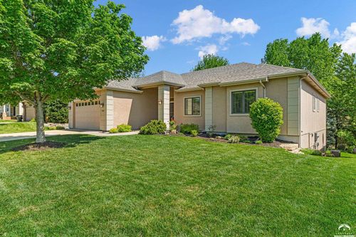 908 Diamondhead Dr, Lawrence, KS, 66049-5009 | Card Image