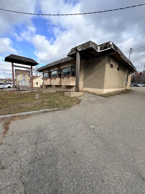 1272 Washington St, Stoughton, MA, 02072-3345 | Card Image