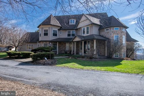 234 Miller Rd, SINKING SPRING, PA, 19608-1813 | Card Image