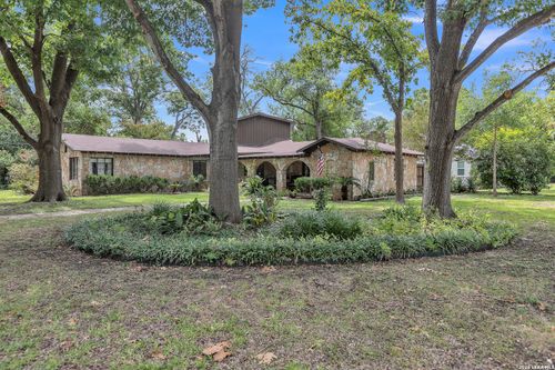 1130 Bartholomae St, Seguin, TX, 78155-3706 | Card Image