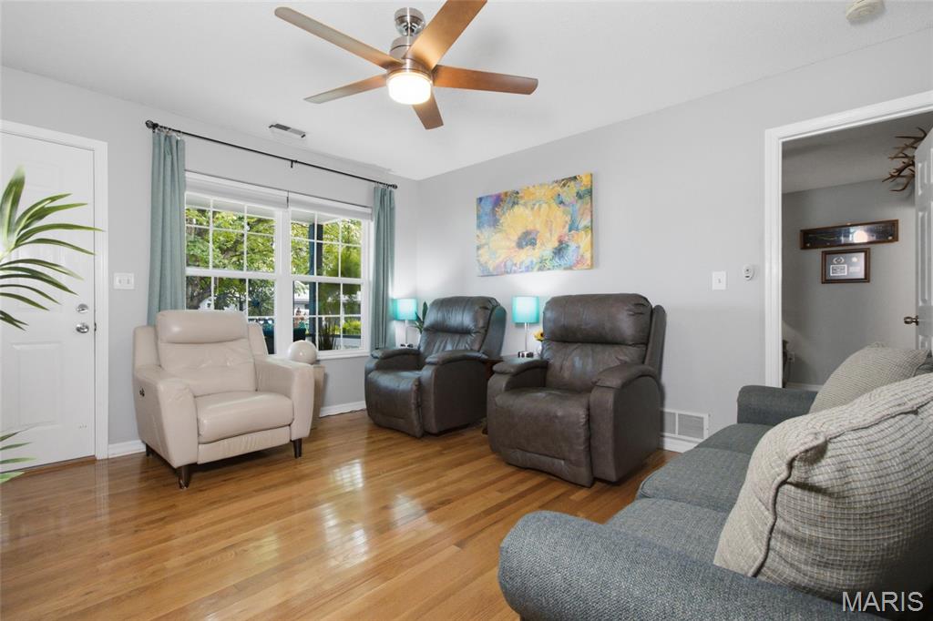 Residential in Bourbon 5