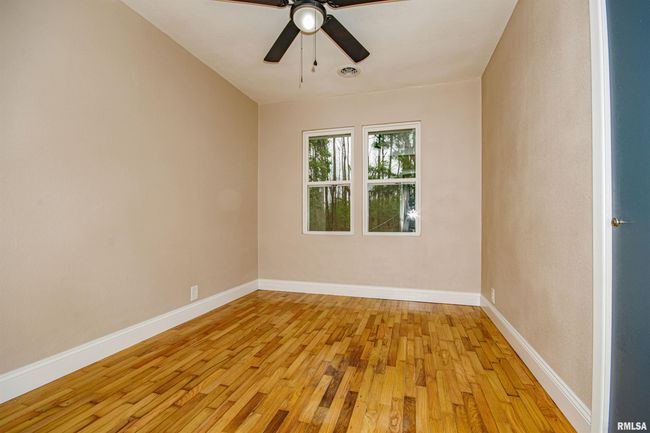 1108 N Main St, House other with 3 bedrooms, 2 bathrooms and null parking in Dix IL | Image 9