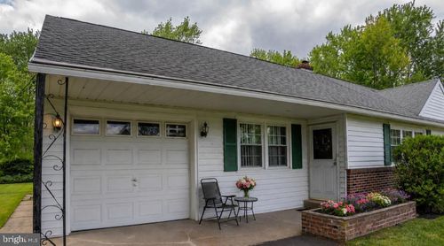 176 Marian Ave, SOUTHAMPTON, PA, 18966-3642 | Card Image