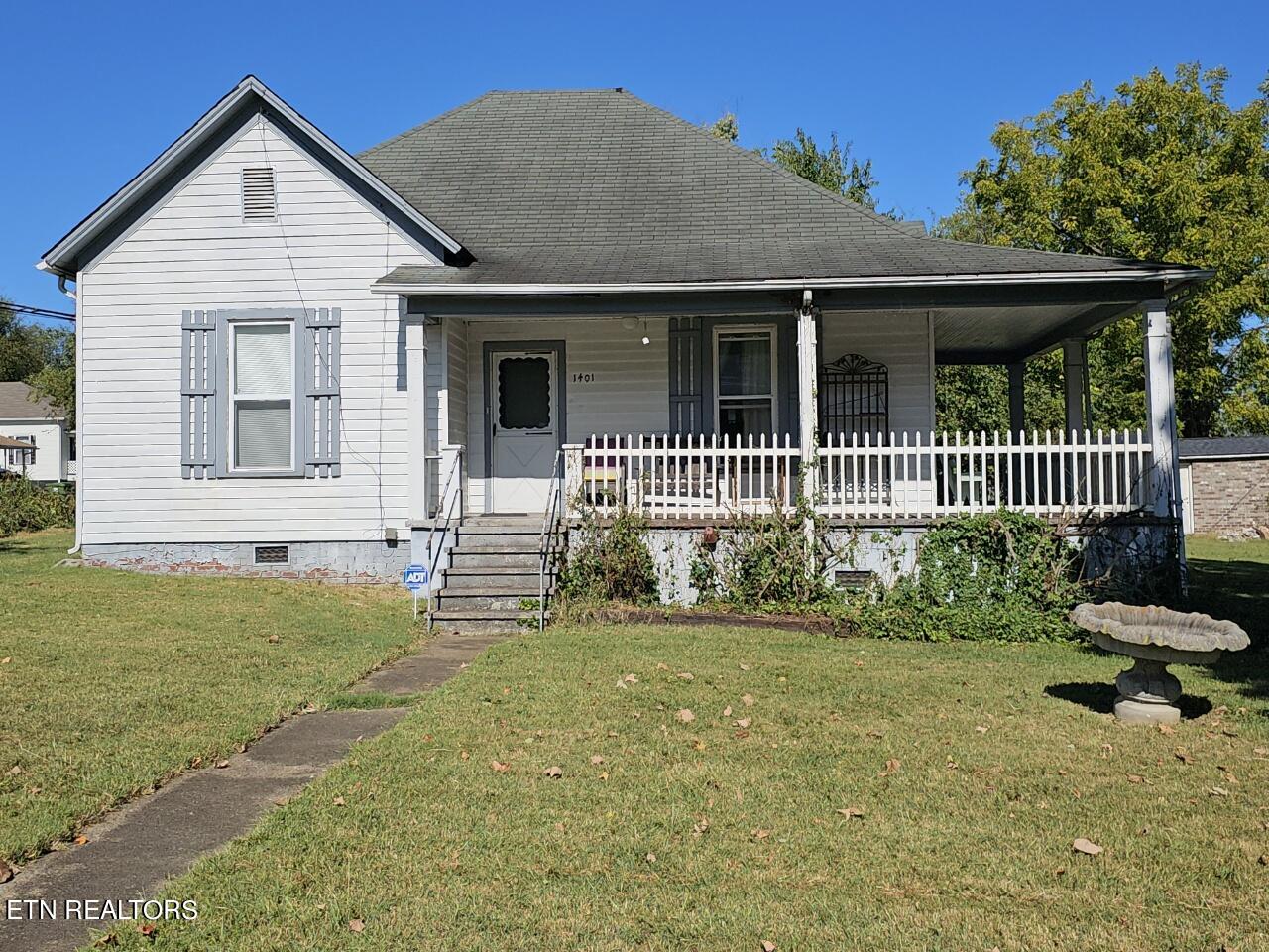 Harper Ave, Maryville, TN 37804