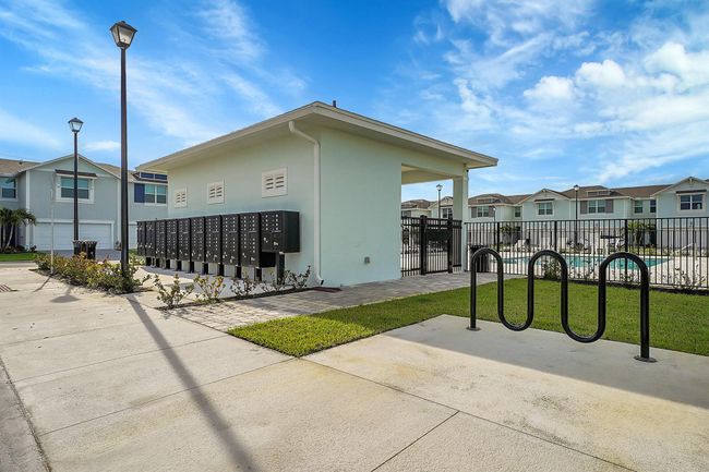 5730 Se Edgewater Cir, Townhouse with 3 bedrooms, 3 bathrooms and null parking in Stuart FL | Image 30