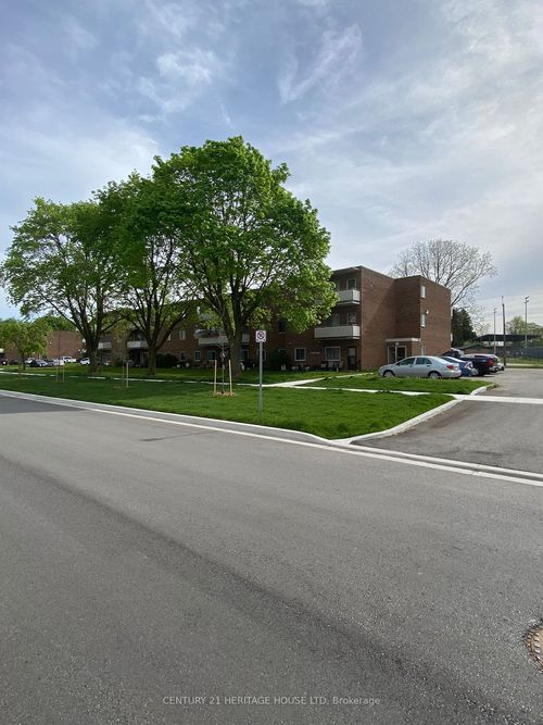 301-31 Parkside Dr, Saint Thomas, ON, N5R3V1 | Card Image