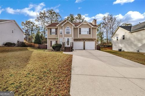 8448 Brook Lake Ln, Douglasville, GA, 30134-1054 | Card Image
