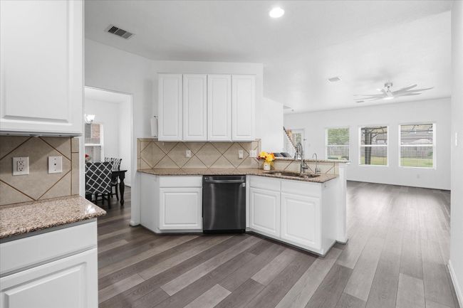 17810 Acorn Field Trl, House other with 5 bedrooms, 3 bathrooms and 2 parking in Humble TX | Image 12
