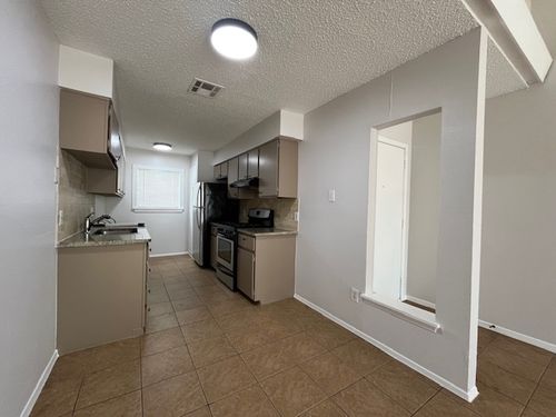 b-1410 W Braker Ln, Austin, TX, 78758-3702 | Card Image