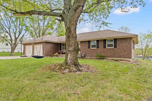 5018 Dawdy Dr, Topeka, KS, 66618-1212 | Card Image