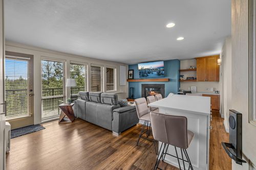 1233-18575 Sw Century Dr, Bend, OR, 97702-1950 | Card Image