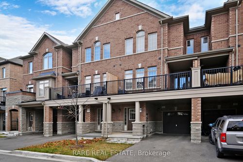 87 Fruitvale Cir, Brampton, ON, L7A5C4 | Card Image