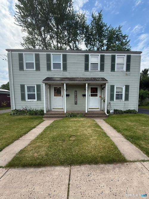 43 Pioneer Cir, Manchester, CT, 06040-4720 | Card Image