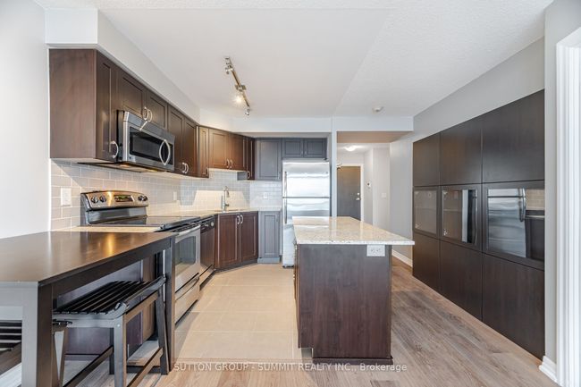 1103 - 1940 Ironstone Dr, Condo with 2 bedrooms, 2 bathrooms and null parking in Burlington ON | Image 13