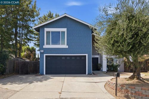 15 Plumas Ct, Bay Point, CA, 94565-3338 | Card Image