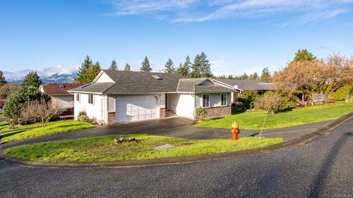 398 Panorama Cres, Courtenay, BC, V9N6V2 | Card Image