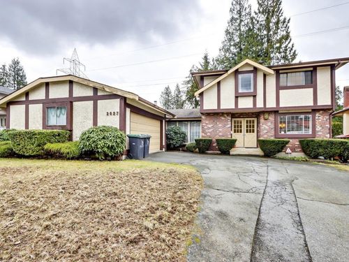 2027 Kirkstone Rd, North Vancouver, BC, V7J3M9 | Card Image