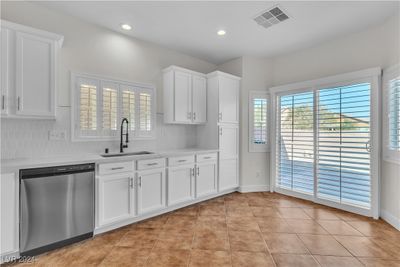 6132 Withrow Downs Street, House other with 3 bedrooms, 2 bathrooms and null parking in North Las Vegas NV | Image 3