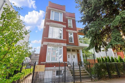 g-1905 W Huron St, Chicago, IL, 60622-8529 | Card Image