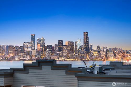 701-2349 Harbor Ave Sw, Seattle, WA, 98126-2166 | Card Image