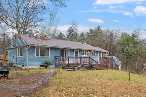 514 Davison Road, Henniker, NH, 03242 | Card Image