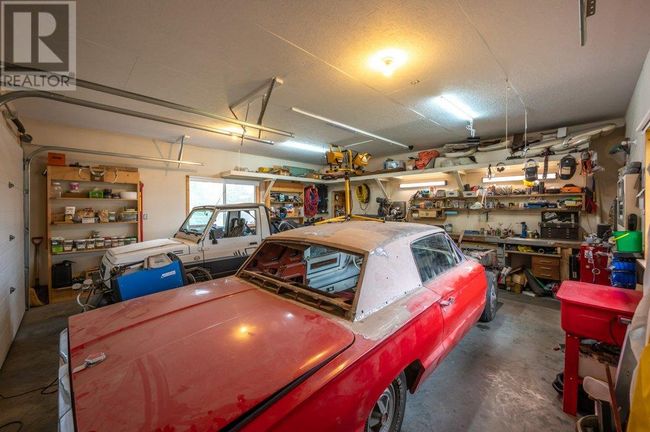 30 Osborne Rd, House other with 3 bedrooms, 2 bathrooms and 4 parking in Summerland BC | Image 38